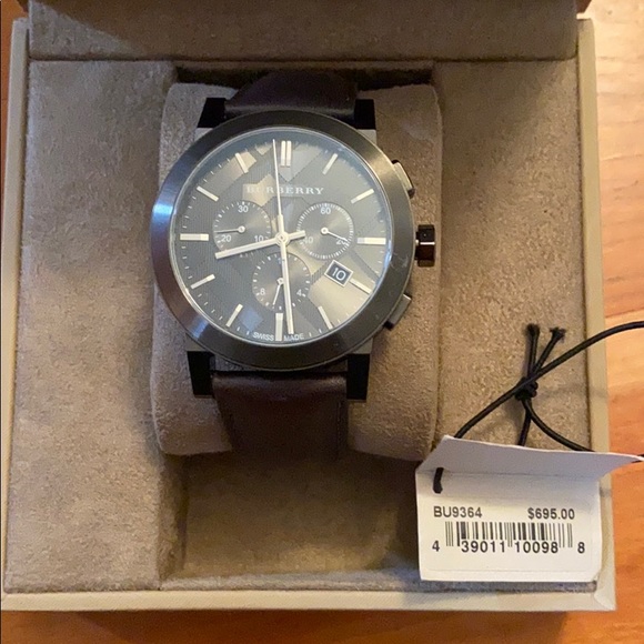 Men’s Burberry Watch - Picture 1 of 10